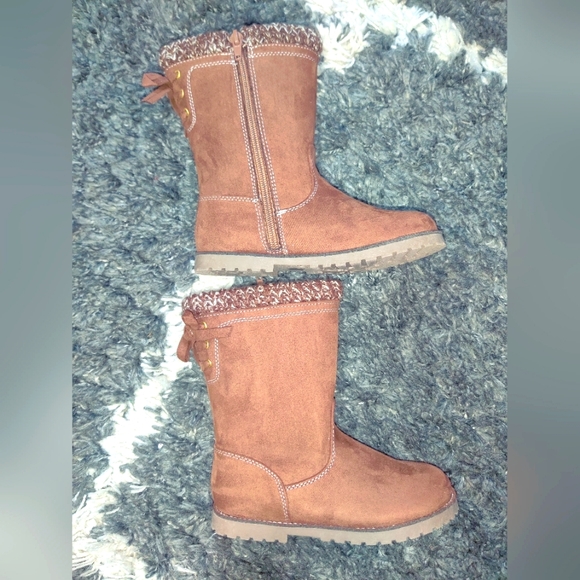 olive & Edie Other - NWT Olive & Edie Girls boots